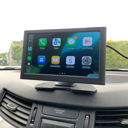 SmartDash - 7-Inch CarPlay Tablet with 4K Dash Cam & Voice Control 2